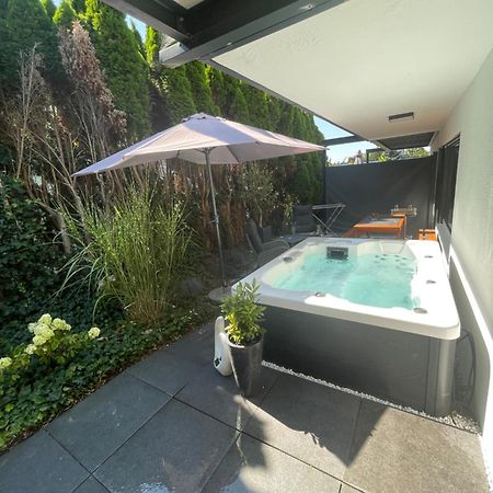 Rosmarin - Kuschelige Fewo - Romantik & Entspannung Im Whirlpool Auf Privater Terrasse, Ruhe & Hund Willkommen - By Ferienwohnenamsee - ユーバーリンゲン エクステリア 写真